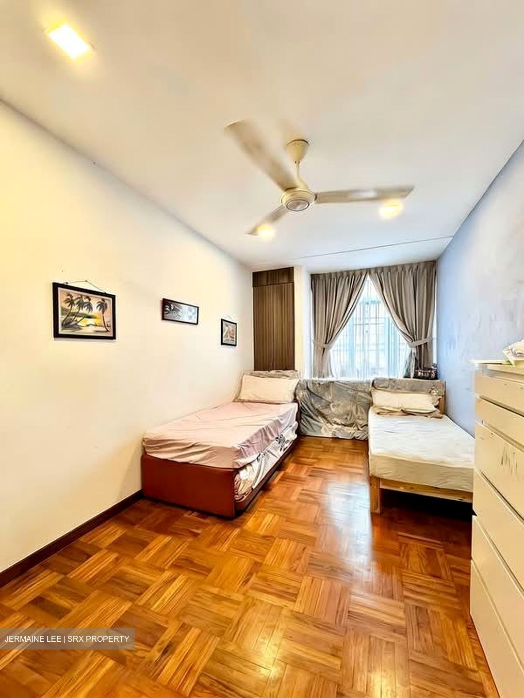 Holland Grove Road (D10), Terrace #566837641